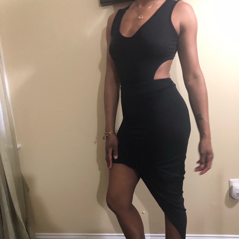 Cut-off Black Dress